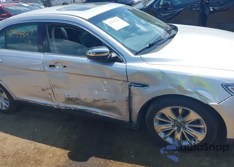 2012 Ford Taurus Limited z USA, uszkodzony, nr VIN 1FAHP2FW4CG136476